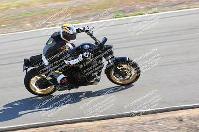 media/Feb-05-2023-Classic Track Day (Sun) [[c35aca4a42]]/Group 3/session 1 turn 9/